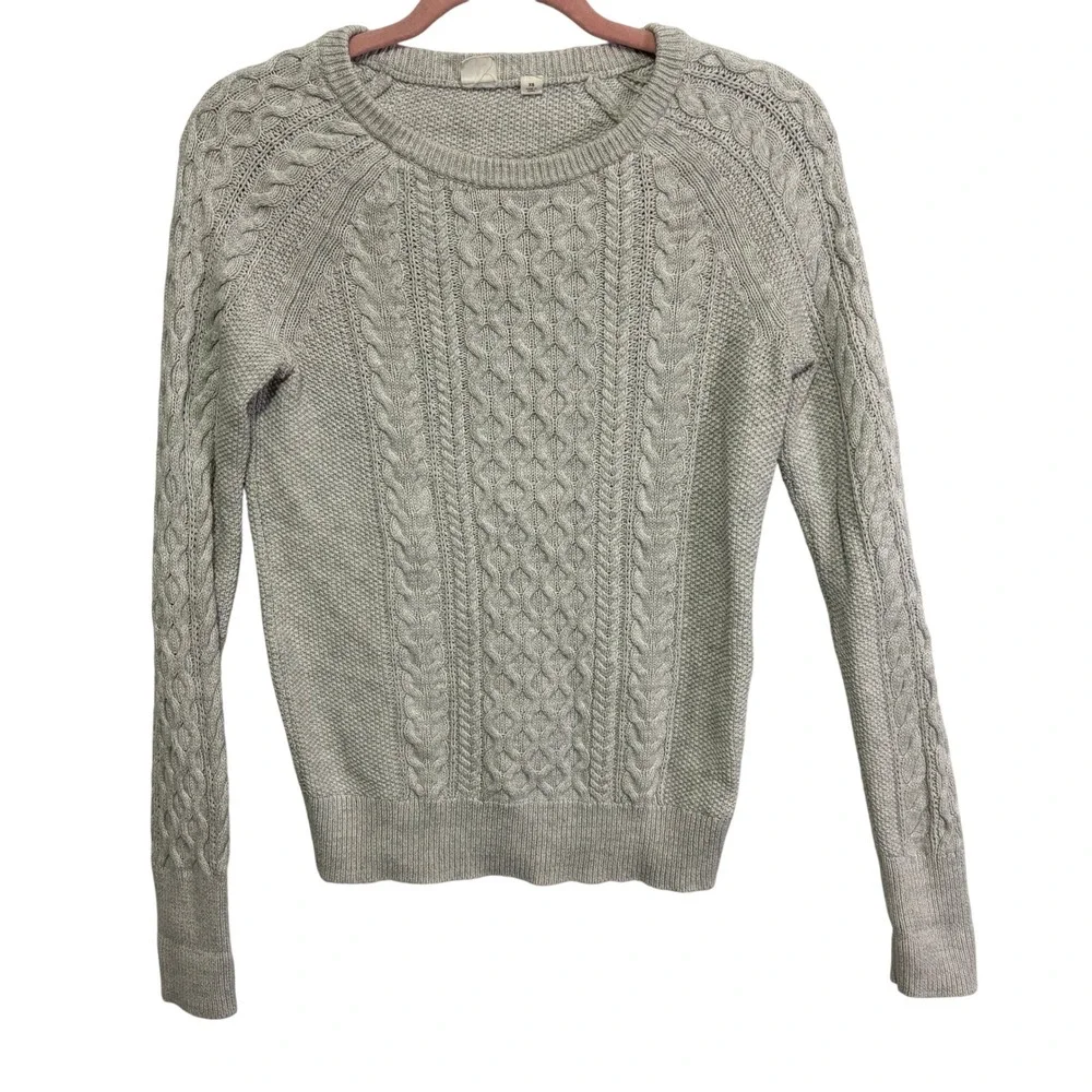 Gap Womens Gray Cable Knit L/S Crew Neck Sweater XS Fisherman Downtown Girl Prep
